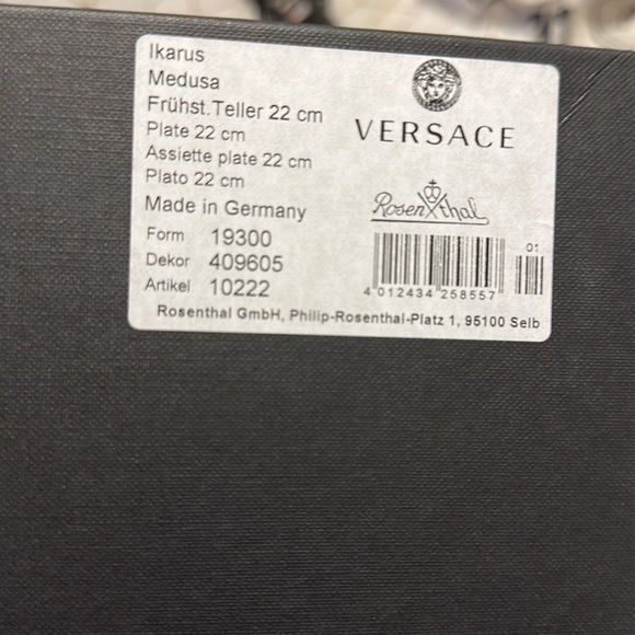 VERSACE X ROSENTHAL Plate set - Picture 9 of 10